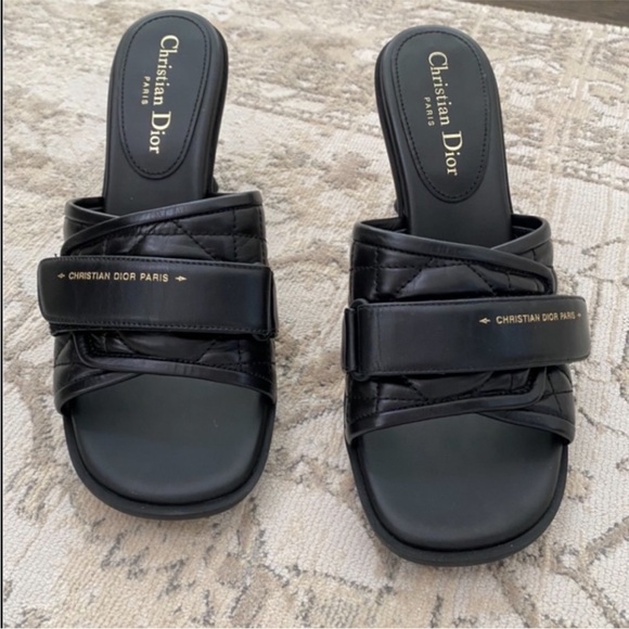 Christian Dior Evolution Quilted Sandals - Picture 6 of 9